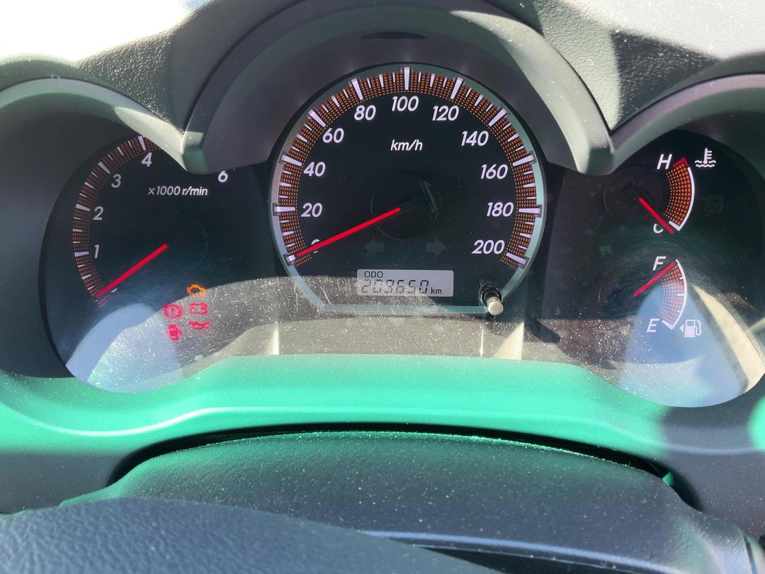 Photo '11' of Toyota Hilux SR5 TD DC