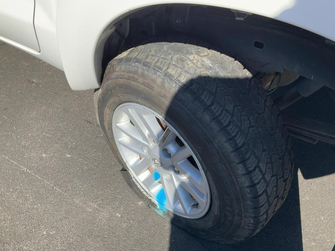 Photo '24' of Toyota Hilux SR5 TD DC