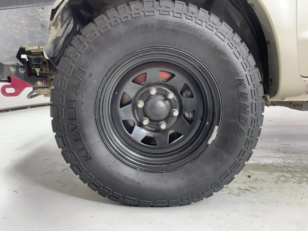 Photo '10' of Toyota Hilux