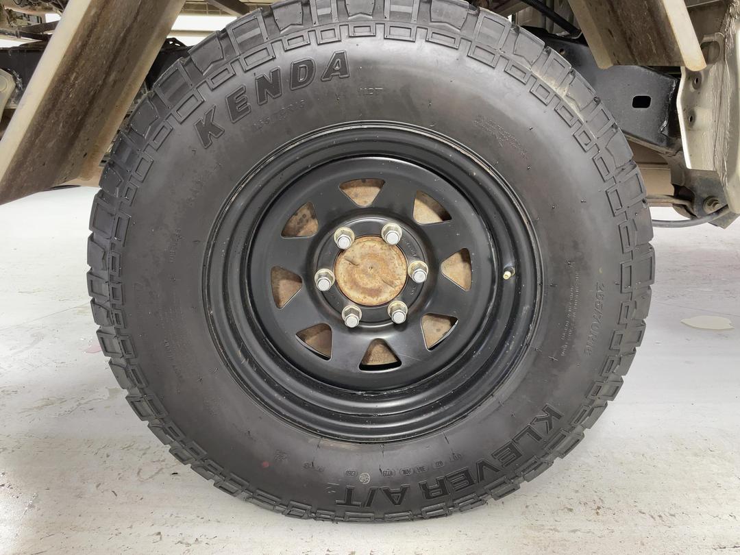 Photo '12' of Toyota Hilux