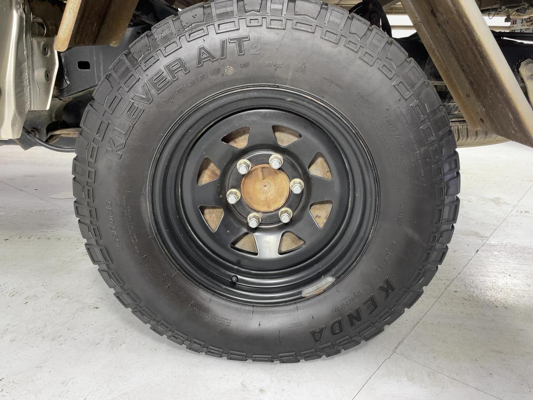 Photo '11' of Toyota Hilux