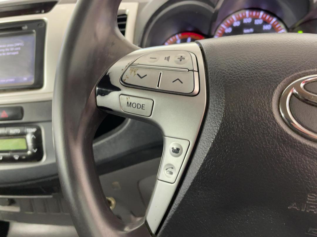 Photo '23' of Toyota Hilux