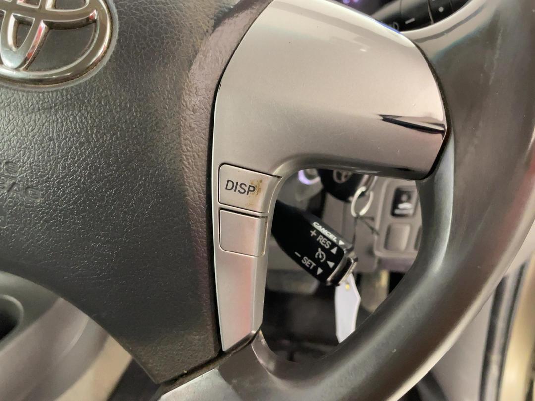 Photo '24' of Toyota Hilux