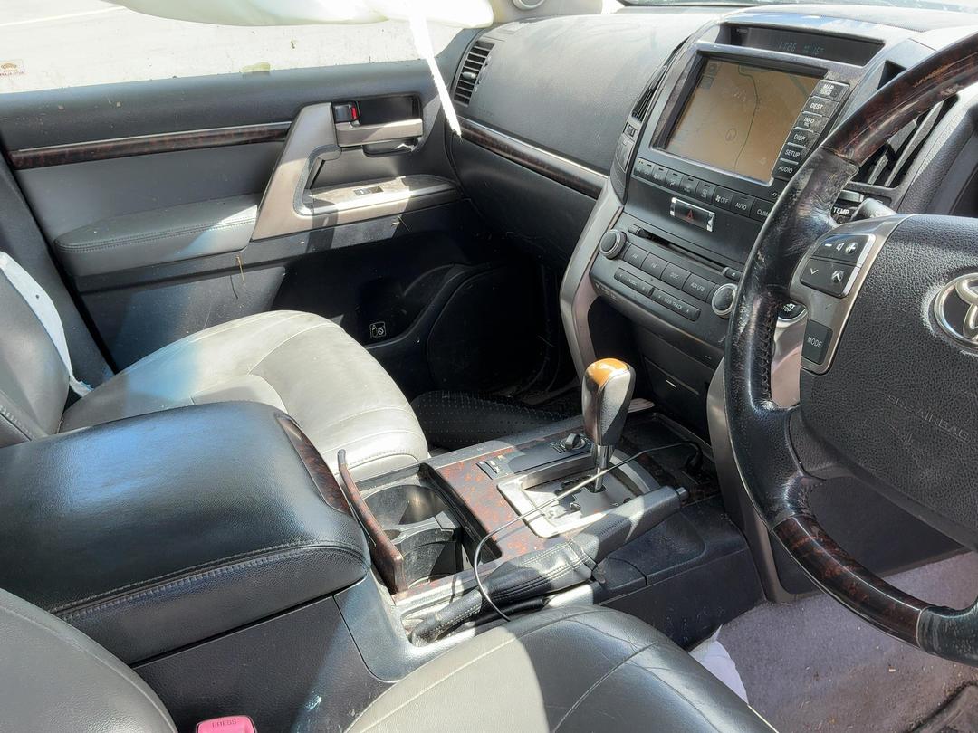 Photo '12' of Toyota Landcruiser TD VX WGN5 Photo '12' of Toyota Landcruiser TD VX WGN5