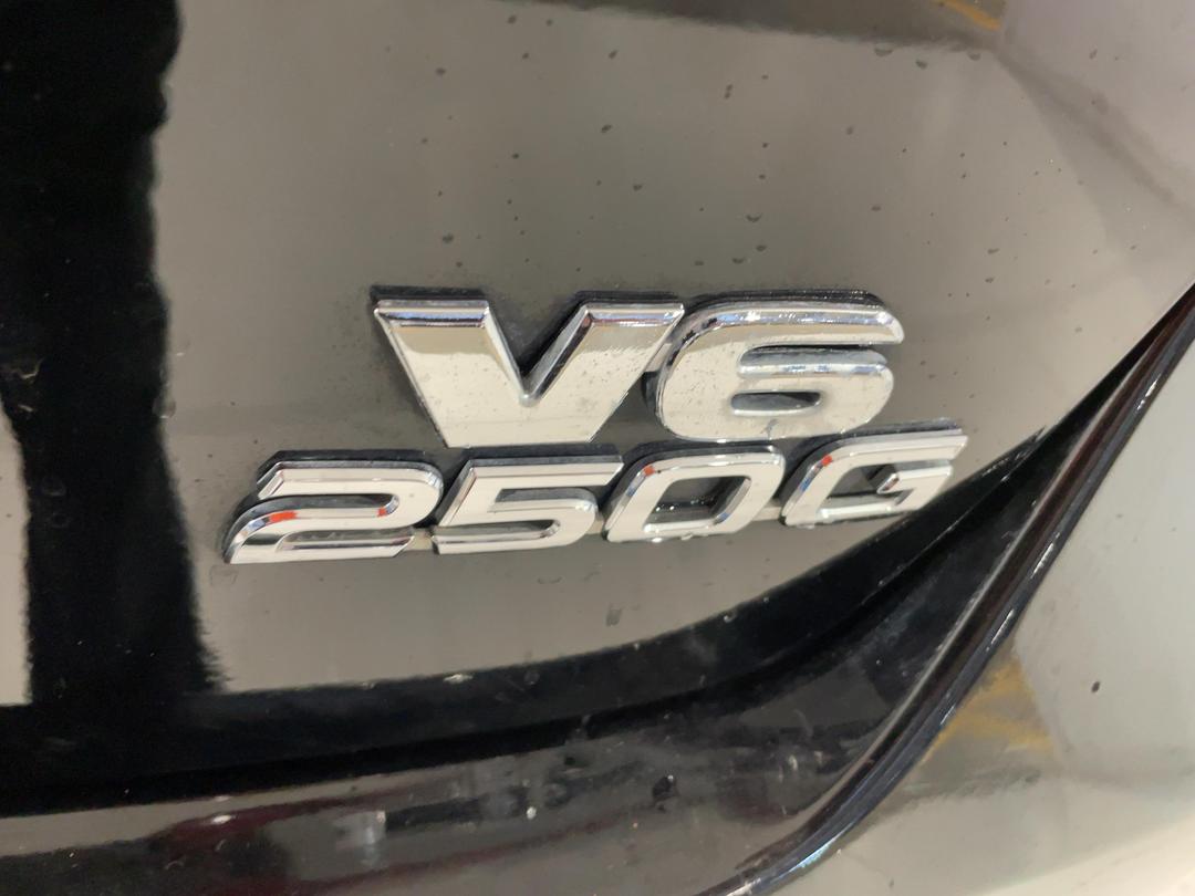 Photo '36' of Toyota Mark X
