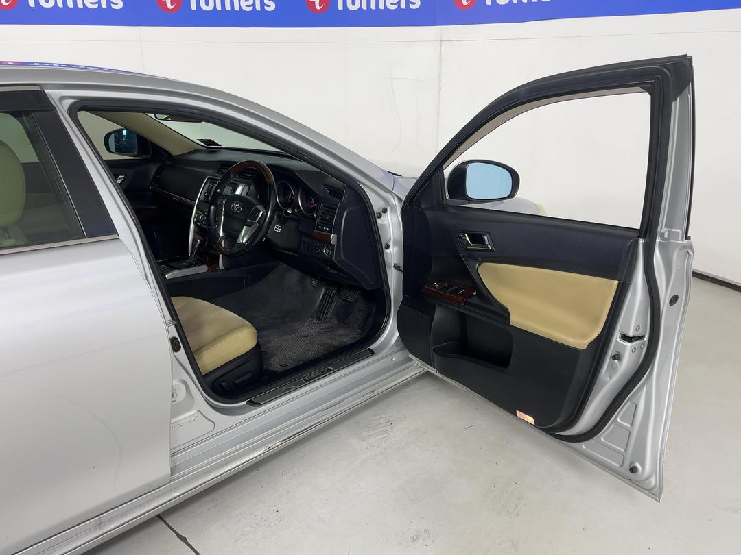 Photo '15' of Toyota Mark X