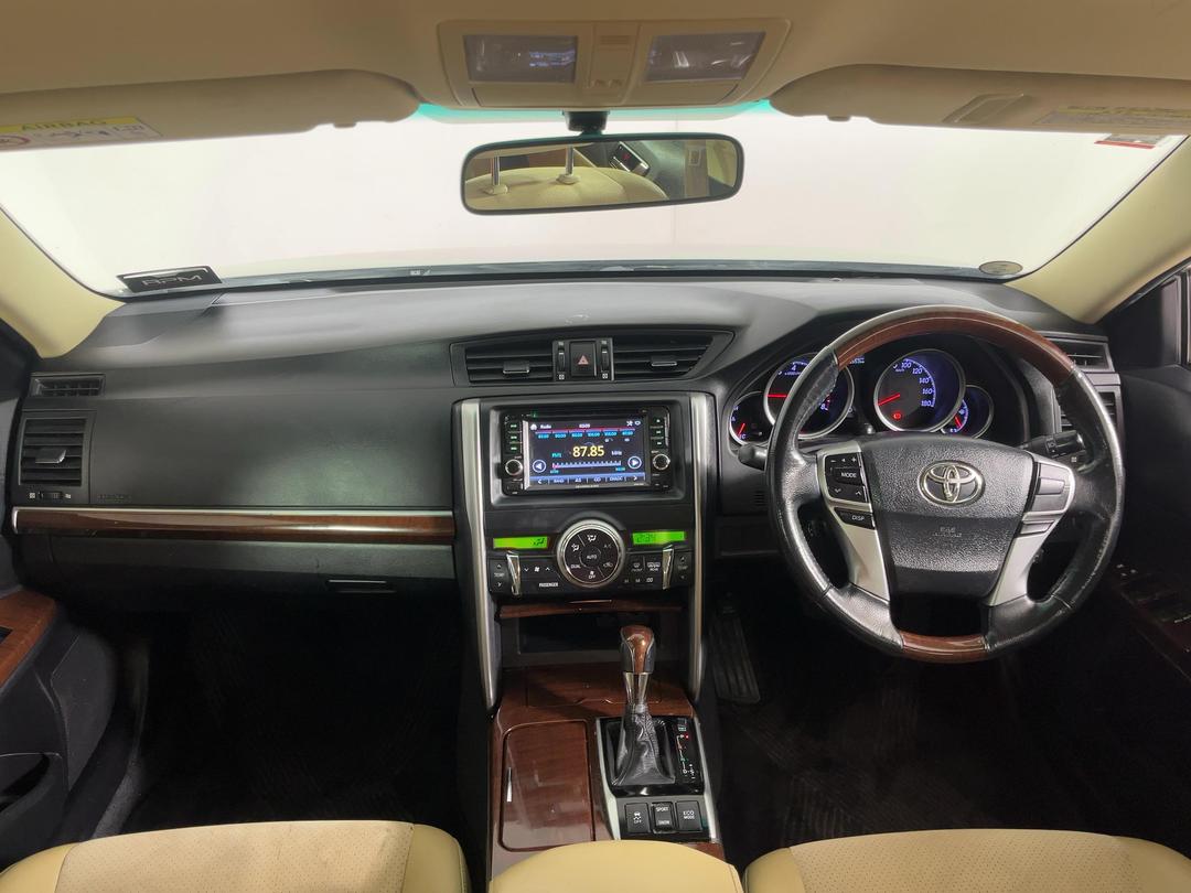 Photo '17' of Toyota Mark X