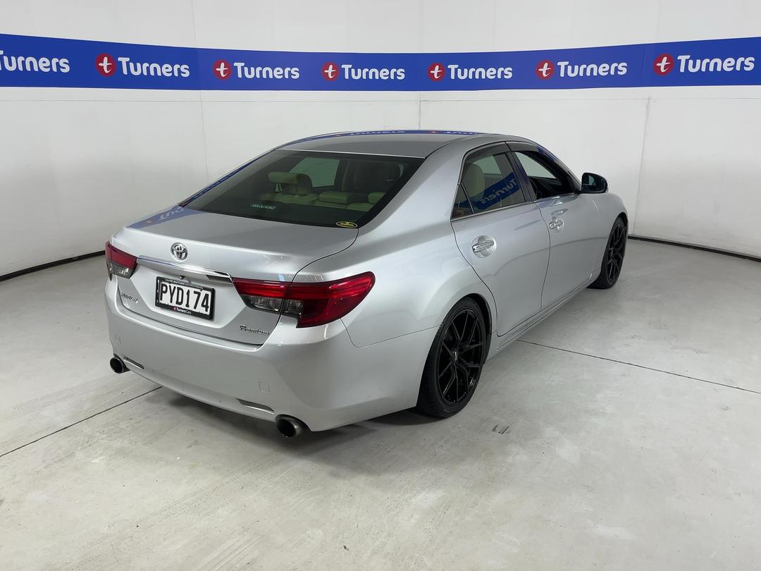 Photo '7' of Toyota Mark X