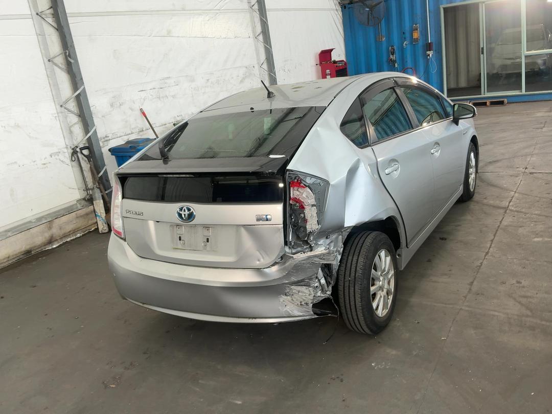 Photo '9' of Toyota Prius Photo '9' of Toyota Prius