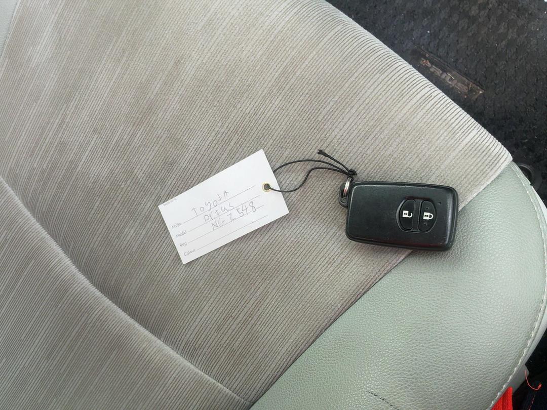 Photo '15' of Toyota Prius Photo '15' of Toyota Prius