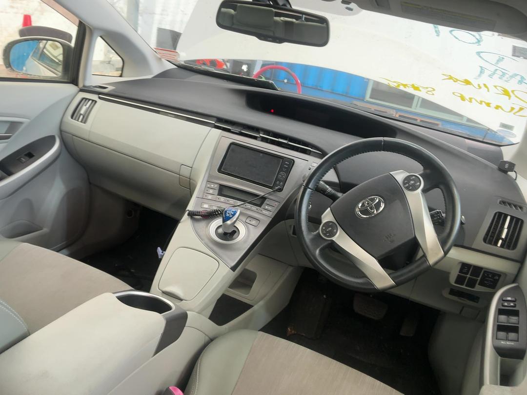 Photo '18' of Toyota Prius Photo '18' of Toyota Prius