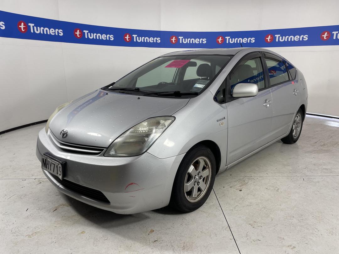 Photo '4' of Toyota Prius