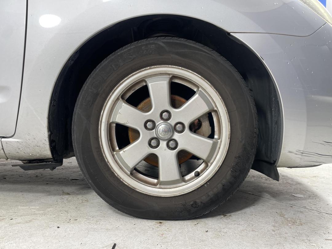 Photo '2' of Toyota Prius