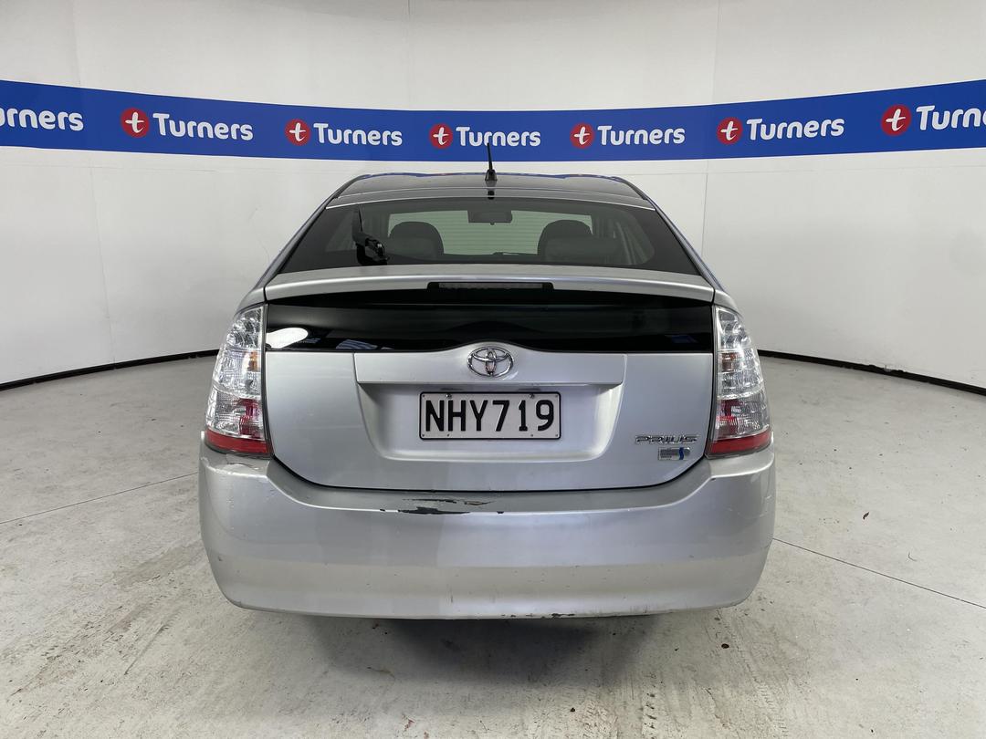 Photo '9' of Toyota Prius