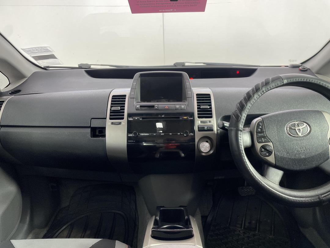 Photo '19' of Toyota Prius