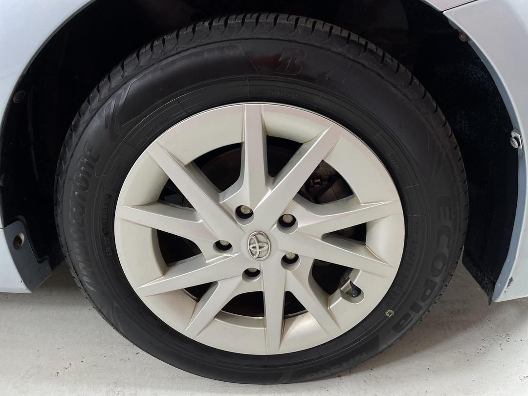 Photo '9' of Toyota Prius