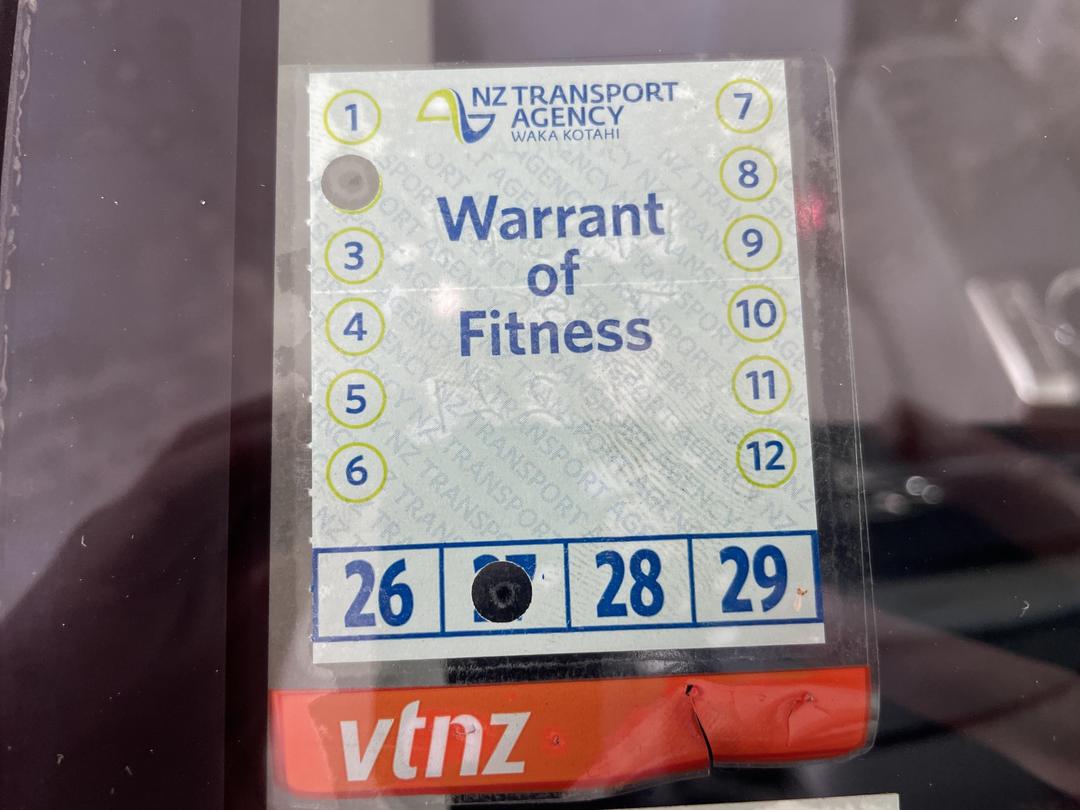 Photo '23' of Toyota Prius