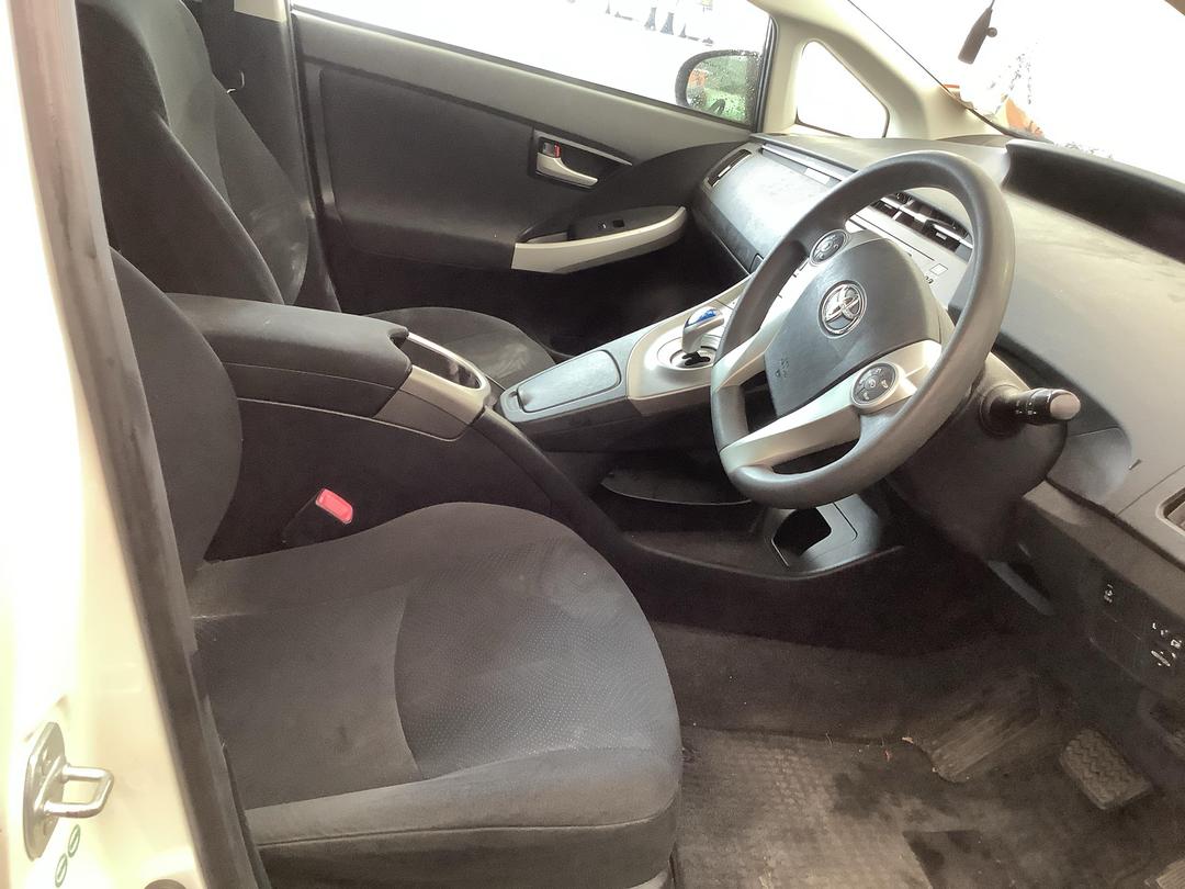 Photo '9' of Toyota Prius