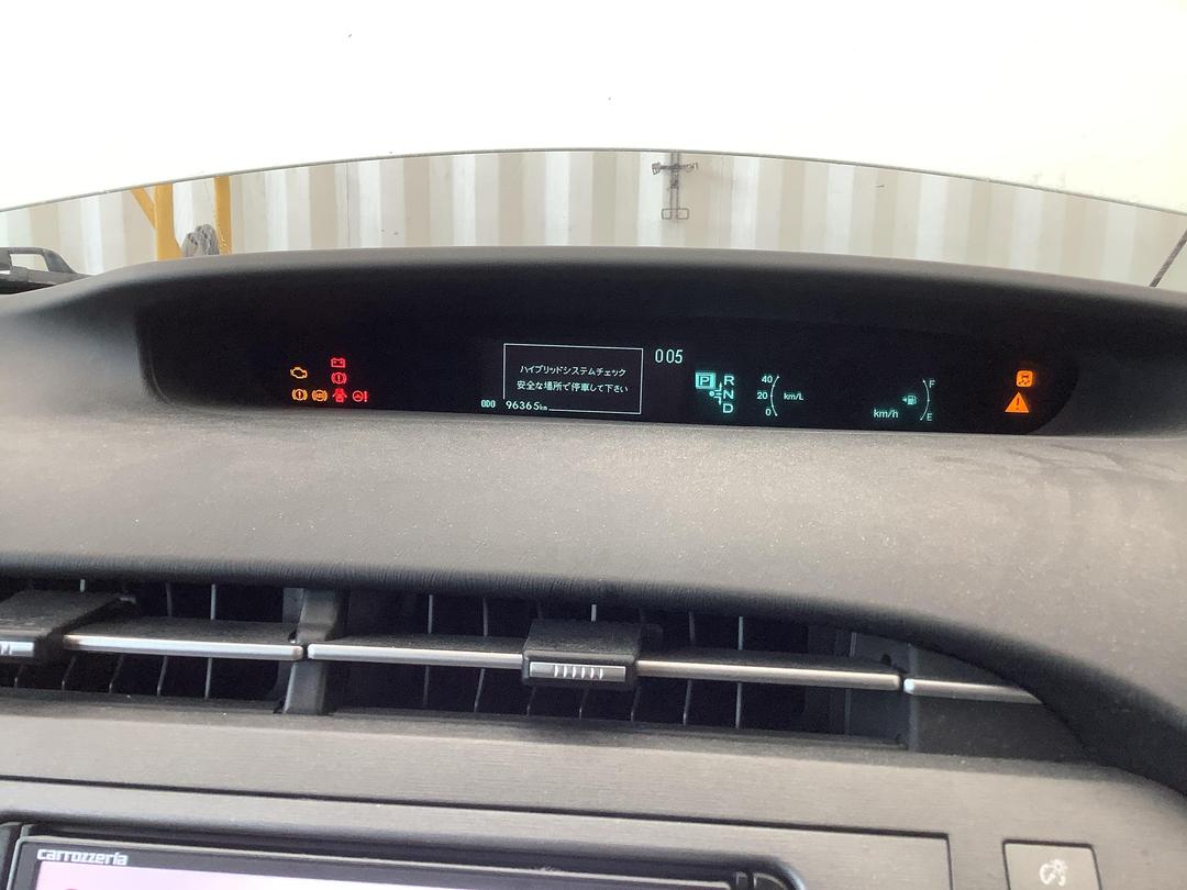 Photo '14' of Toyota Prius