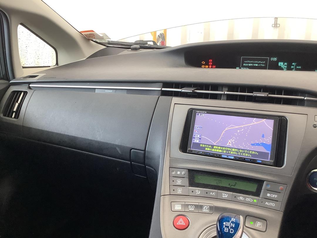 Photo '16' of Toyota Prius