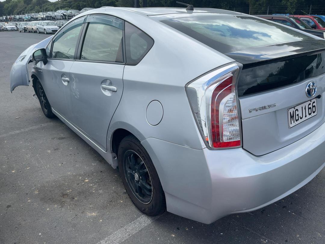 Photo '4' of Toyota Prius