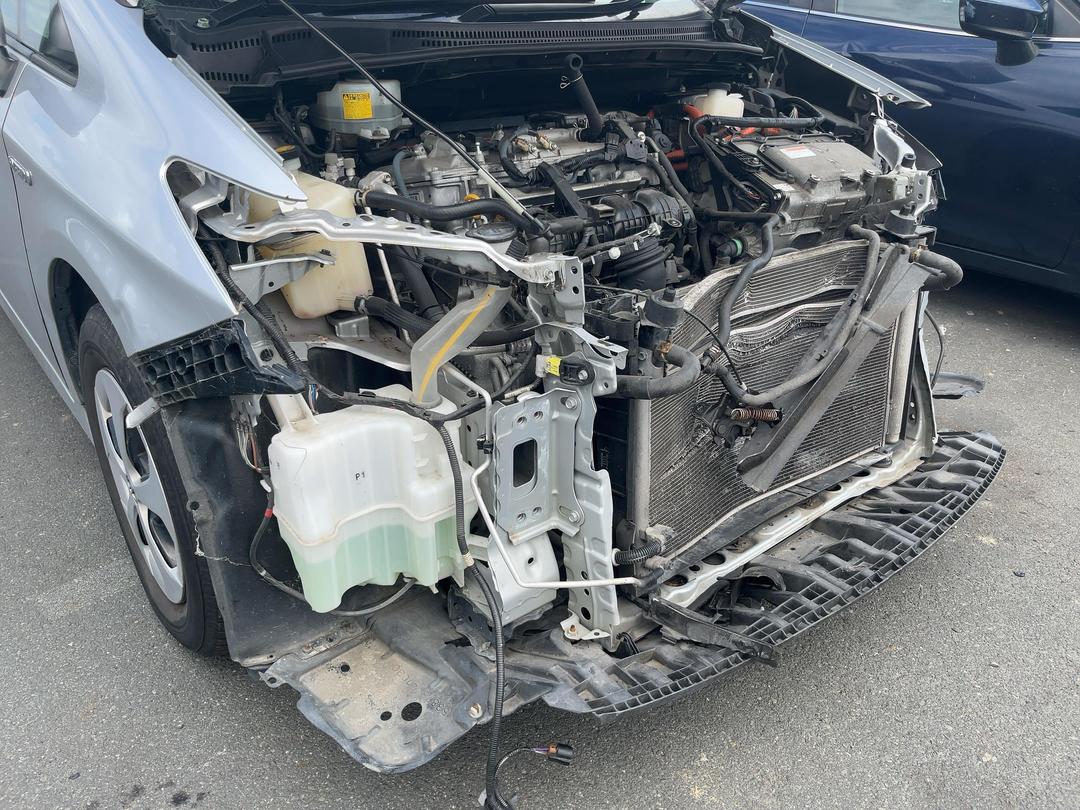 Photo '13' of Toyota Prius