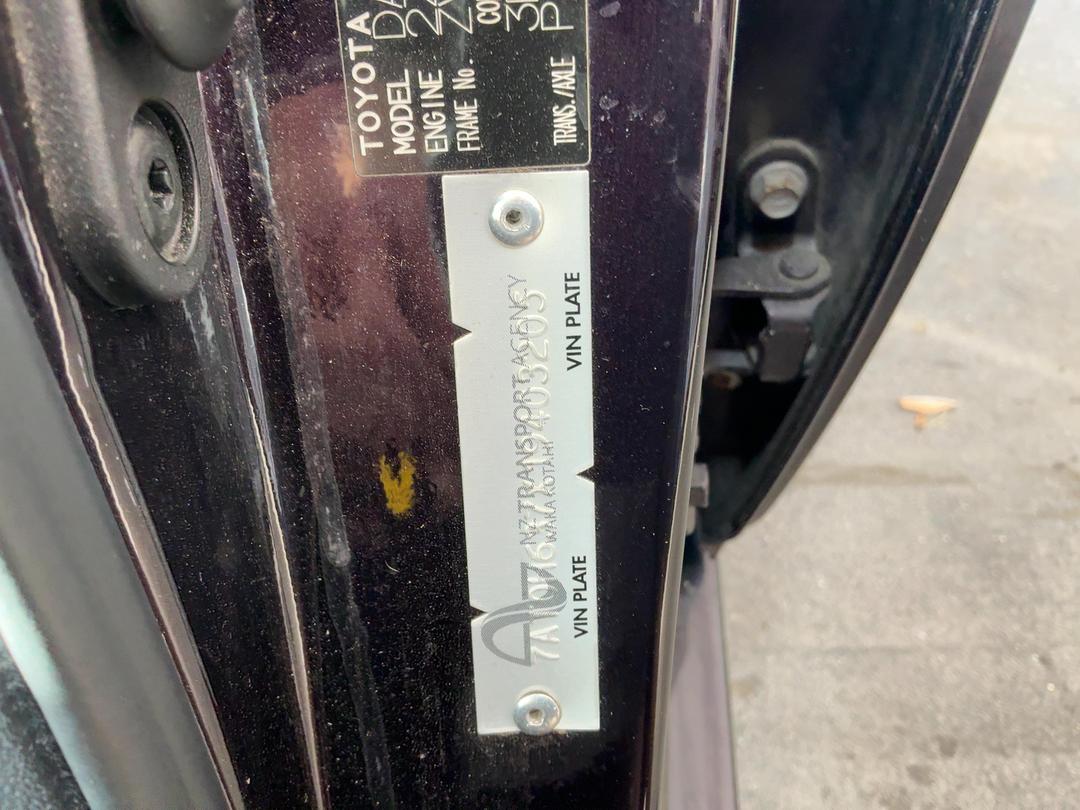 Photo '11' of Toyota Prius