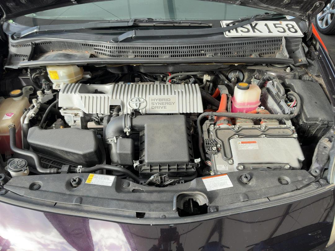 Photo '15' of Toyota Prius