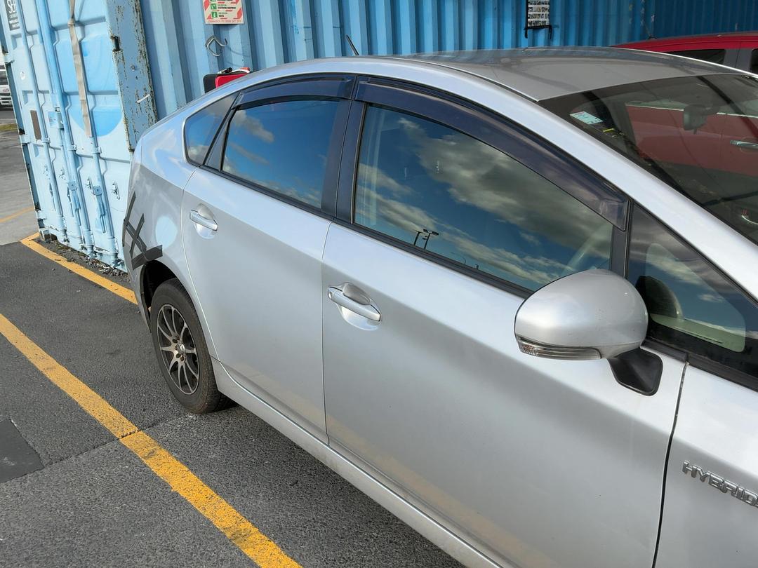 Photo '2' of Toyota Prius Hybrid Photo '2' of Toyota Prius Hybrid