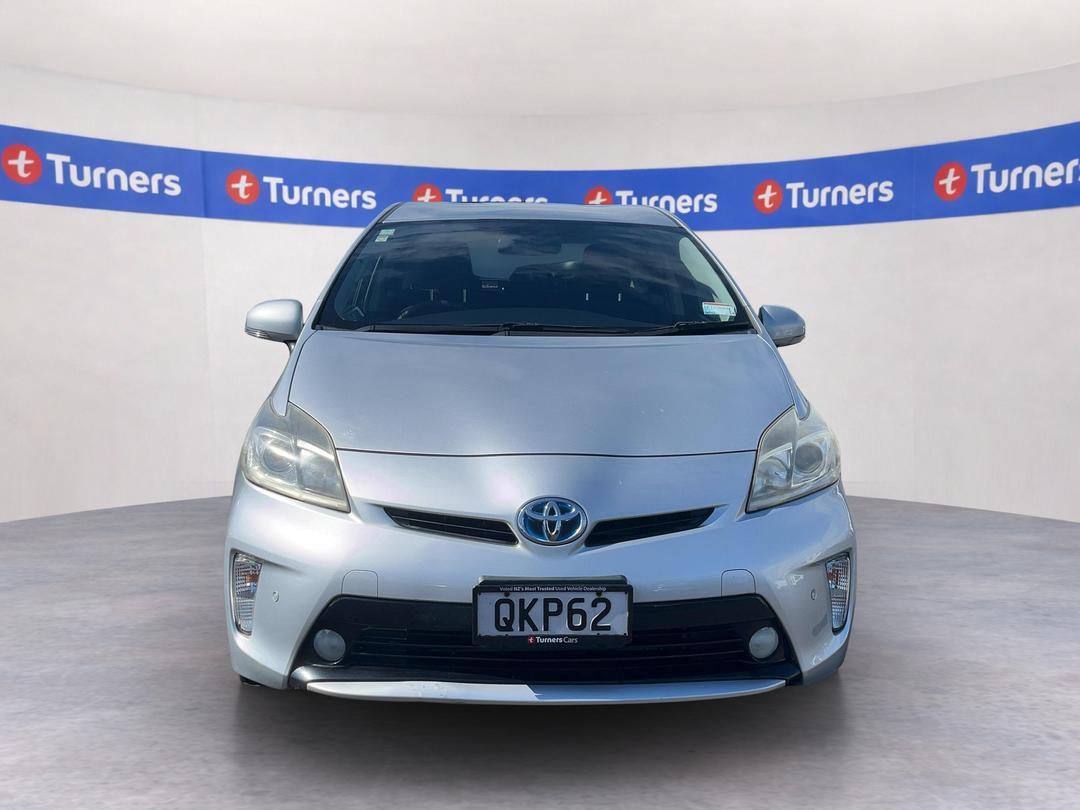 Photo '2' of Toyota Prius