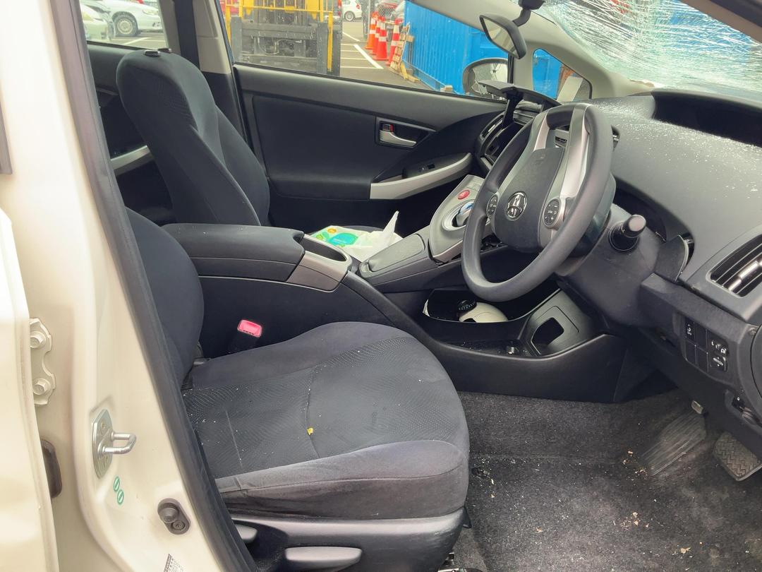 Photo '18' of Toyota Prius Photo '18' of Toyota Prius
