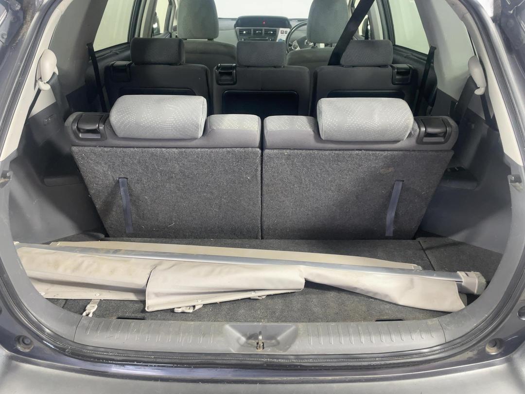 Photo '14' of Toyota Prius