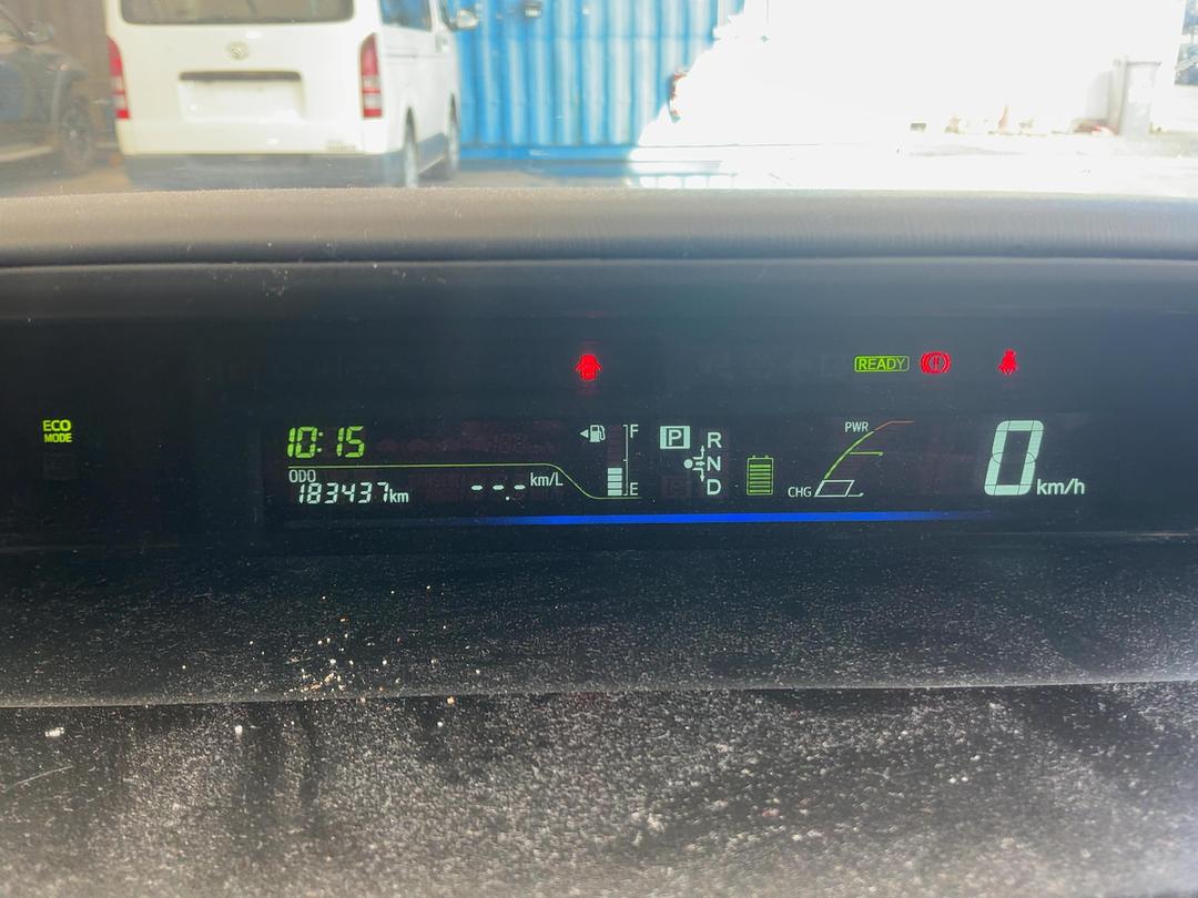 Photo '10' of Toyota Prius V Prius Alpha Photo '10' of Toyota Prius V Prius Alpha