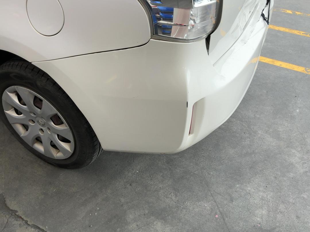 Photo '9' of Toyota Prius V Prius Alpha