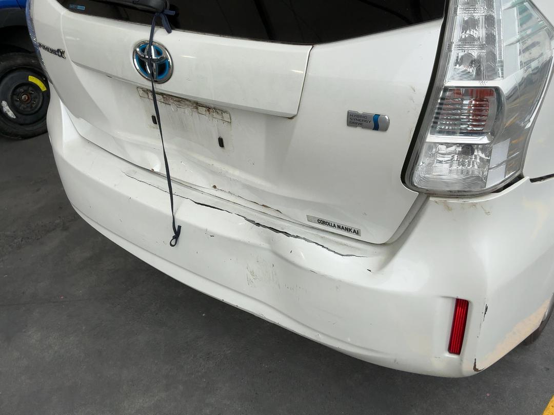 Photo '15' of Toyota Prius V Prius Alpha