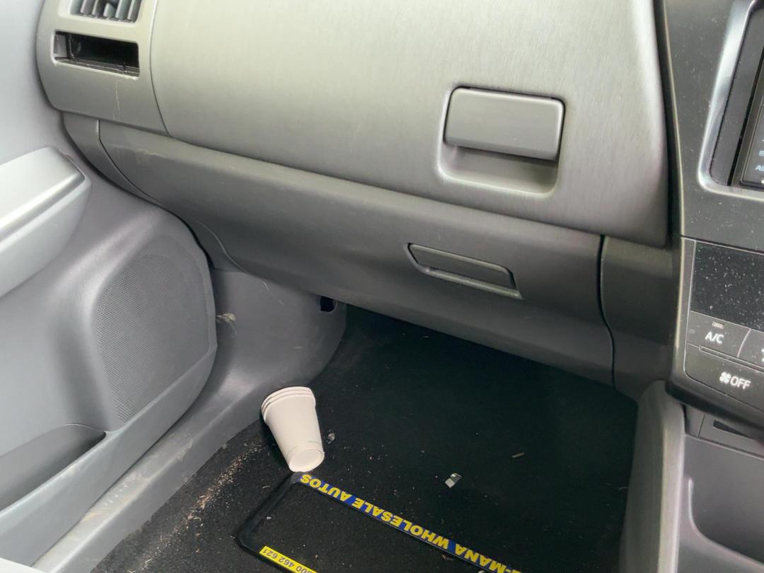 Photo '24' of Toyota Prius V Prius Alpha