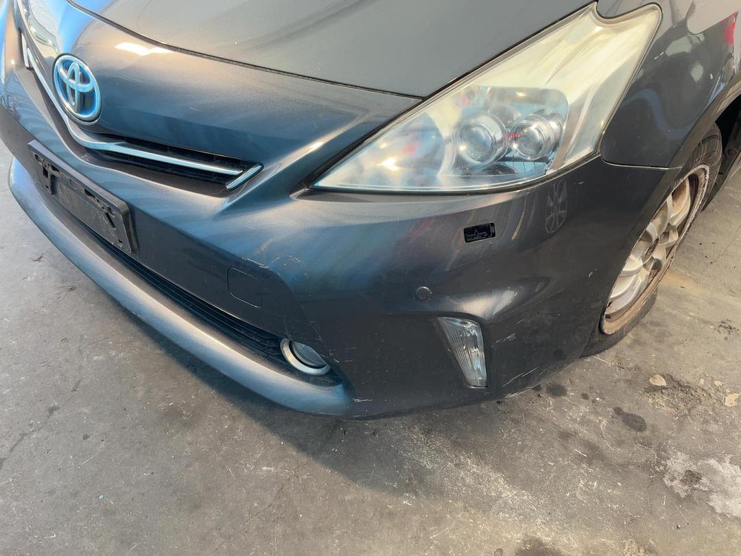 Photo '5' of Toyota Prius V Prius Alpha