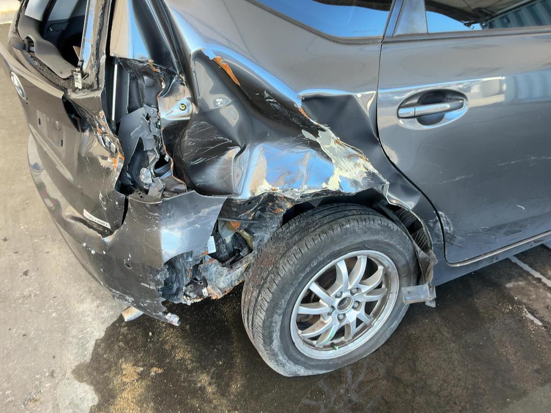 Photo '16' of Toyota Prius V Prius Alpha