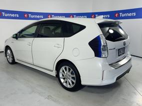 Photo '5' of Toyota Prius V