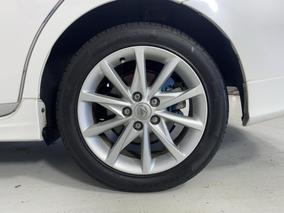 Photo '11' of Toyota Prius V