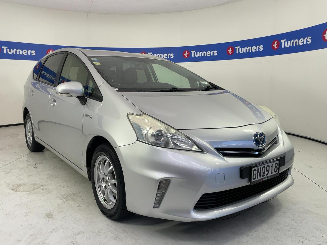 Photo '1' of Toyota Prius V