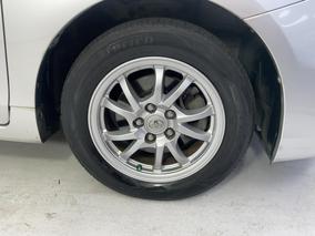 Photo '9' of Toyota Prius V