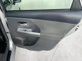Photo '19' of Toyota Prius V