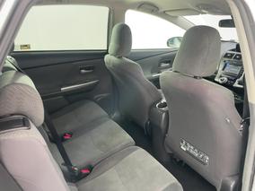 Photo '20' of Toyota Prius V