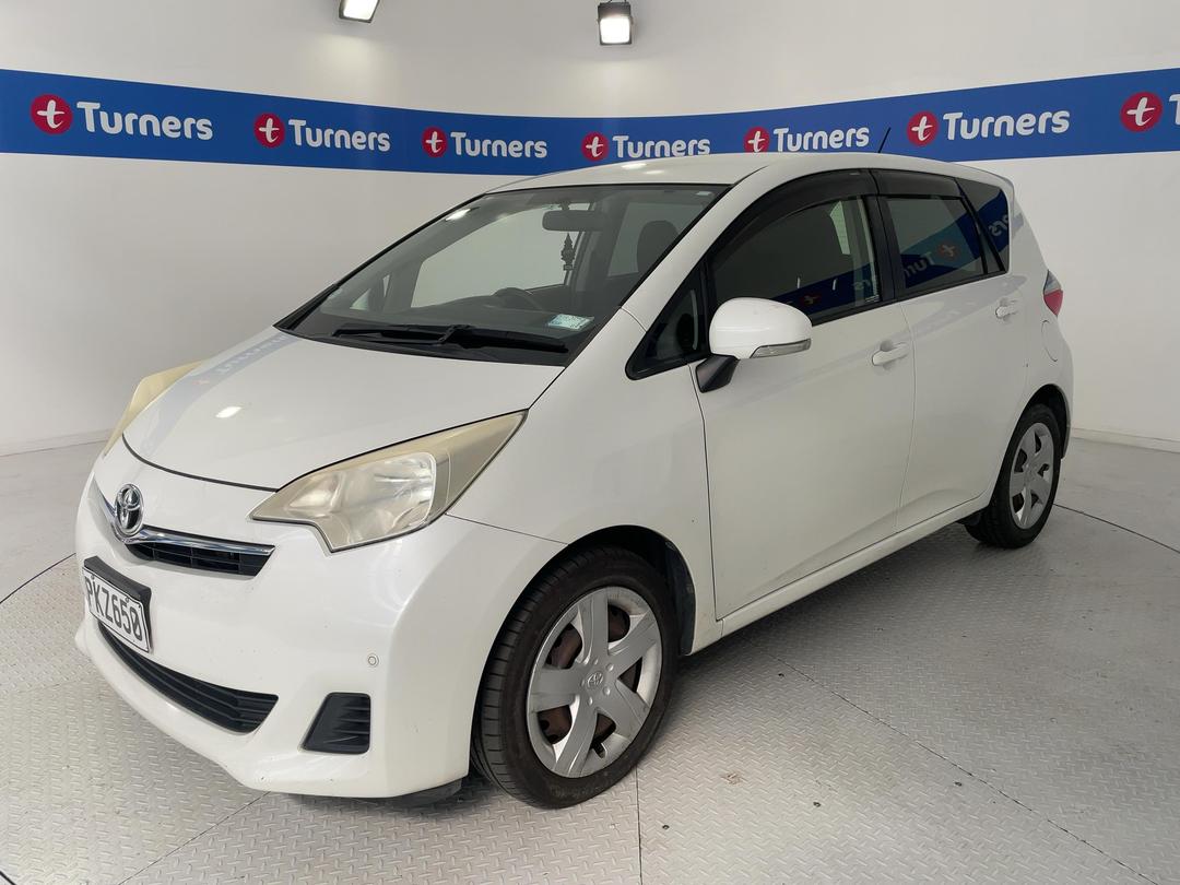 Photo '4' of Toyota Ractis