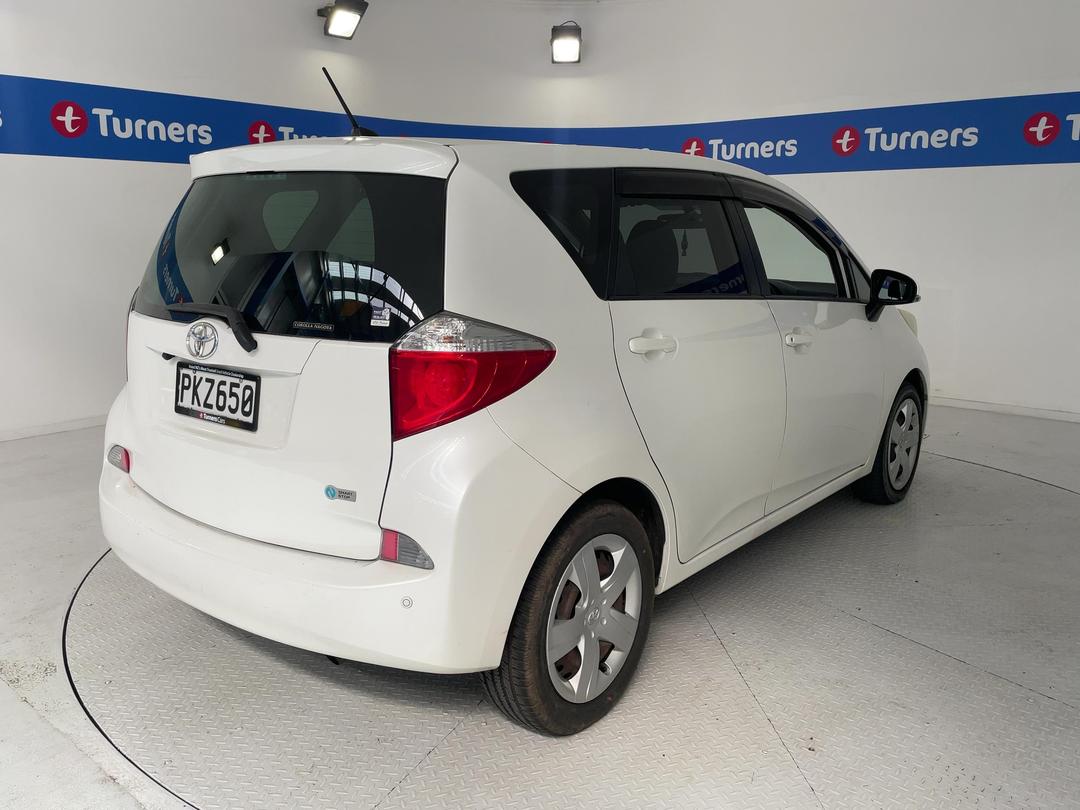 Photo '7' of Toyota Ractis