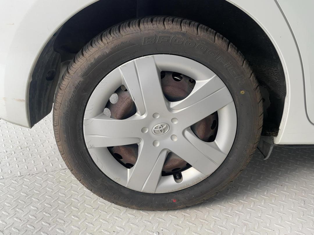 Photo '12' of Toyota Ractis