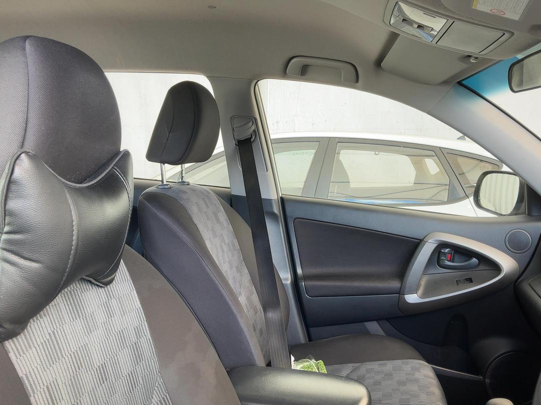 Photo '17' of Toyota Rav4 5A Photo '17' of Toyota Rav4 5A