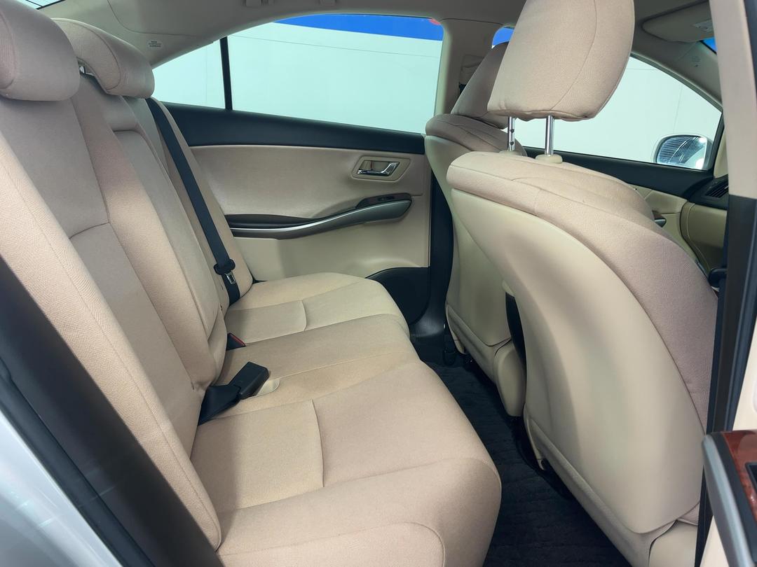 Photo '20' of Toyota SAI
