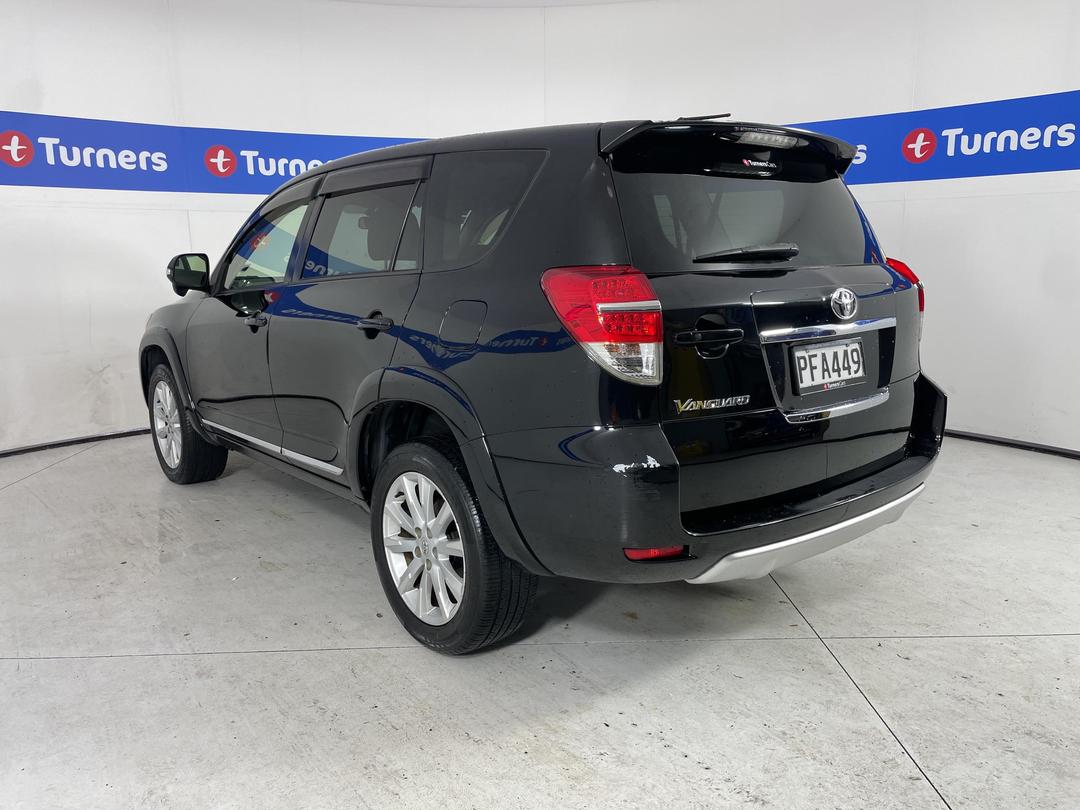 Photo '5' of Toyota Vanguard